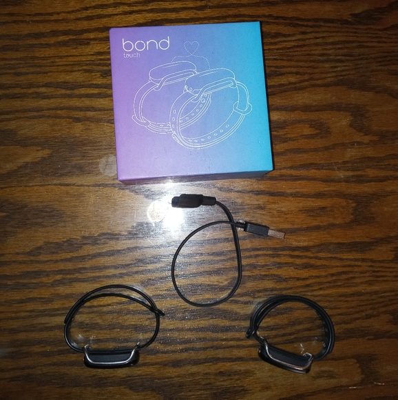 Bond bracelets